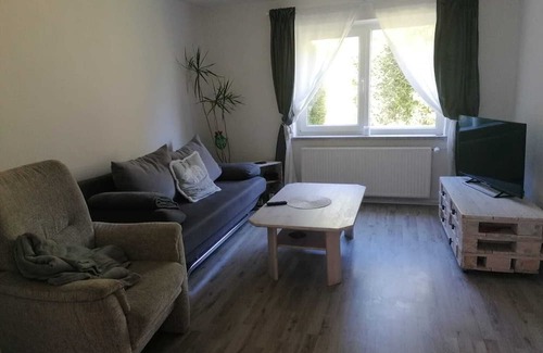Wallsbull Apartment | Ruhige Ferienwohnung. 5 min zu Fuß vom Freizeitpark Entfernt