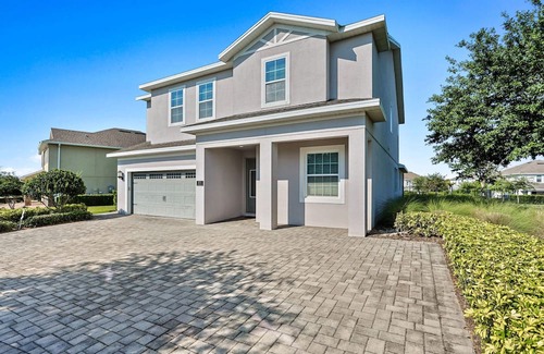 West Kissimmee House | Modern Family Villa With Games Room Close To Disney
