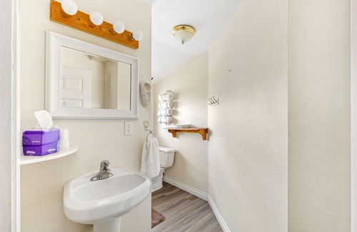Fairfield House | Fairfield Park Inn Room #5
