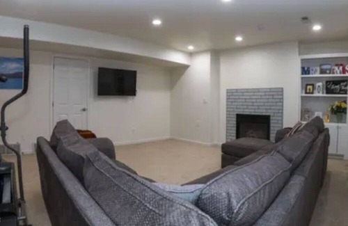 Gillette House | Enjoy the Camporee in style with this spacious, elegant home great for a family