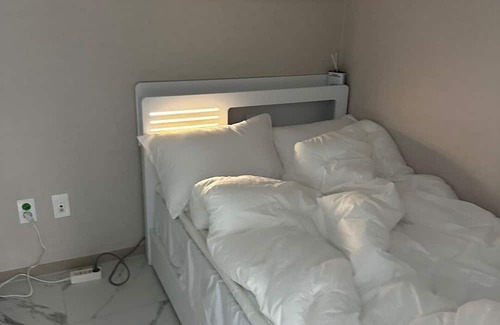 Namdaemun Apartment | 서울 한가운데 시청역3분, 서울역 10분, 궁궐 근처 새 아파트