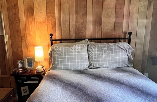 Bessemer House | Charming Bessemer Retreat: 2-Bedroom Home, Near Downtown with Modern Amenities!