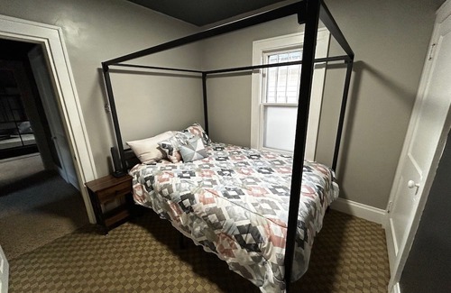 Iron Mountain House | Golf Course Bungalow!