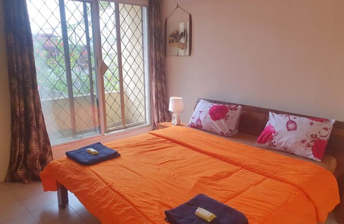 Cocody Apartment | Serviced 1 bed apartment free laundry & services