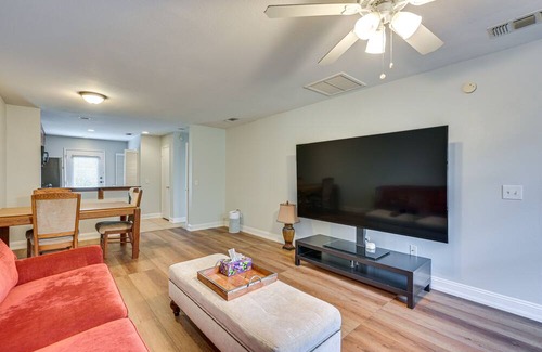Carrollwood House | Pet-Friendly Tampa Escape - 7 Mi to Busch Gardens!