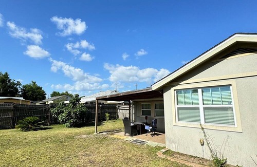 Panama City House | Charming House in St. Andrews Panama City, FL