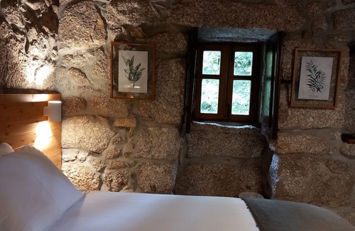 Rendufe Other | Um Pequeno Paraíso Junto ao Rio, Rodeado Apenas Pelos Sons da Natureza