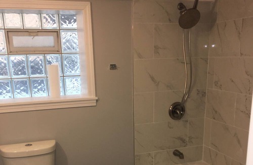 Chicago Lawn House | Newly renovated 2 bedroom Garden apartment, Living room, bath,and full kitchen.