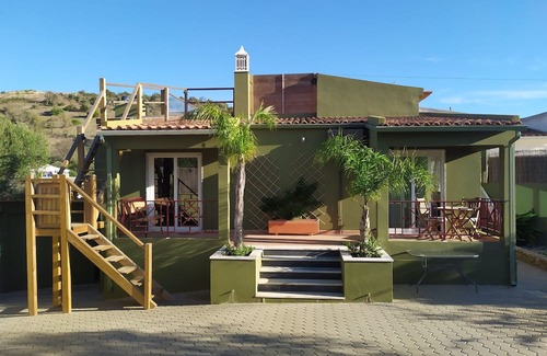 Valverde House | Countryside Haven, Between Lagos and Praia da Luz & Along the Ecovia Bike Trail