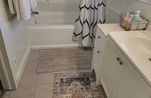 Carroll County Cottage | Pickens Place Cheerful, Cozy Cottage