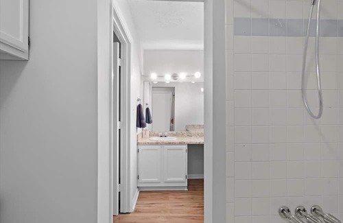 Charlotte House | Contemporary Charm on Elm!