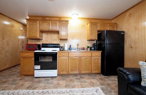Intracoastal City Condo | Family Escape: Cozy Condos by Water - Fish & Relax