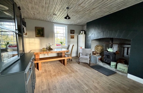 Kilkeedy Other | Traditional Farmhouse in the heart of the Burren National Park. Pet friendly.