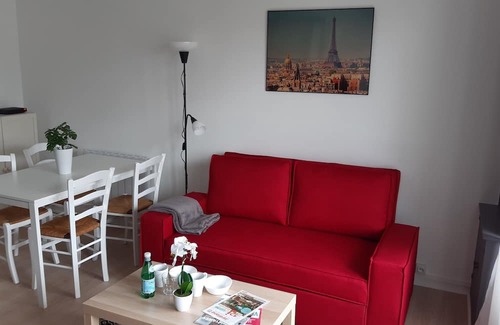 Thorigny-sur-Marne Apartment | Paris Olympics / JO - 360 sq. ft. 2-room furnished apartment