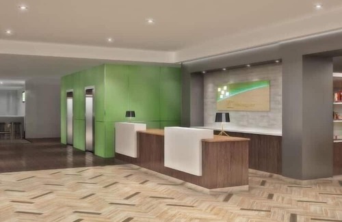 West Little River Apartment | King Room Near CHICA Miami MIA