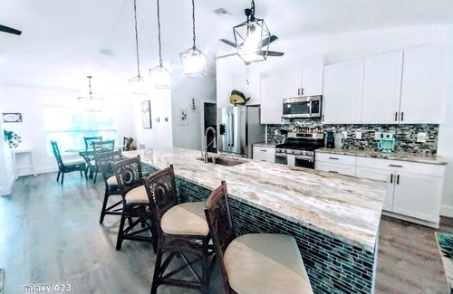 Vero Beach South House | TresureCoast,beach,restaurant,shopping,downtown,Baseball,Golf,heated pool&hottub