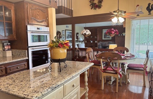 Bonita Villa | New listing Special! Vacation Disney/Universal, Relocation Hospital/College/WFH