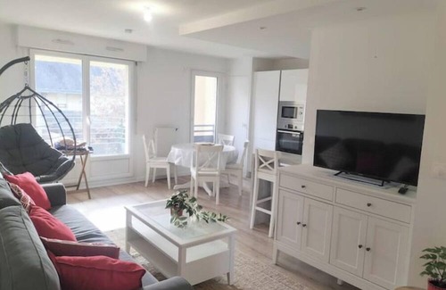 Francisco-Ferrer - Vern Apartment | Vrbo Property