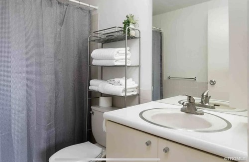 Tamuning Apartment | Beach, duty shops, clubs, restaurants and 5 stars hotels, very best of Guam.