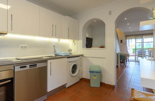 Pasito Blanco House | Vacation Home "Villa Puerto Marina 18" with Sea View, Shared Pool & Wi-Fi