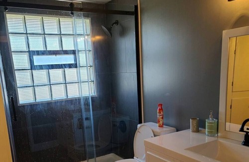 Cheektowaga Apartment | 2 Br Central & Cozy Family Getaway