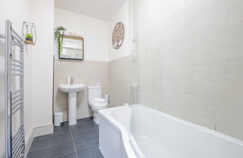 Roath Cottage | 1 bedroom accommodation in Cardiff