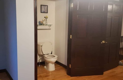 Presque Isle Cabin | Lakeside 3 Bedroom