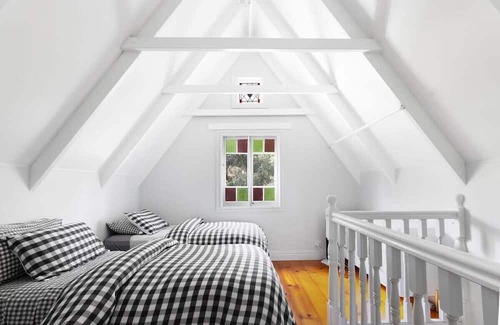 Witta House | Luxury Country Cottage Escape for 6
