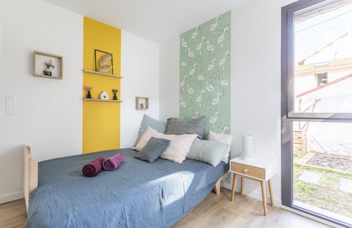 8th Arrondissement Villa | Villa Pastré 8 min walking distance of the beach