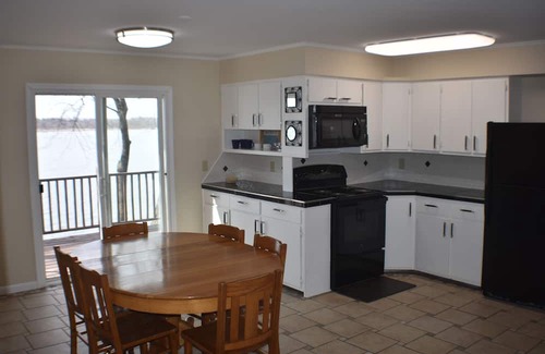 Long Prairie House | Lakehouse family retreat on 800 acre lake.