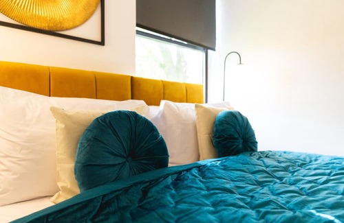 Taunton Apartment | Waterside 2Bed Apartment Taunton
