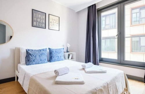 Kagithane Apartment | Flora - 1BD Fantastic Central Flat in a Residence