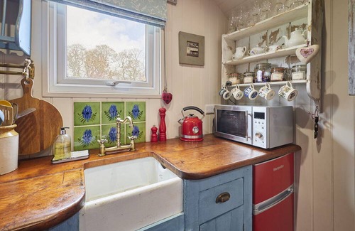 Llangadog House | Host & Stay | Y Golchdy