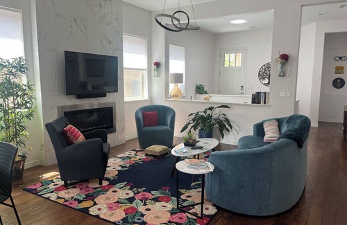 Louisville House | Fabulous Patio! Close to biking, hiking and food!