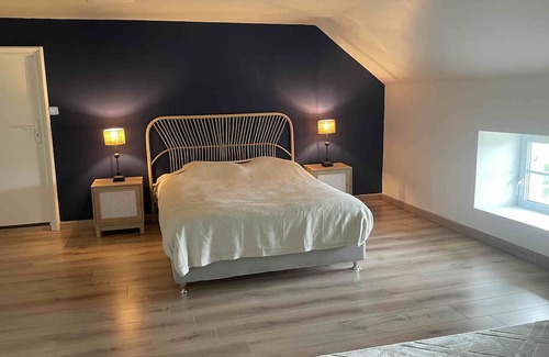 Jussy-le-Chaudrier House | Maison de Charme au Milieu D'un Parc Arboré