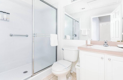 Crystal Cove House | Tranquil Townhome Close to All