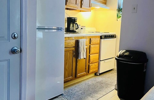 Graduate Hospital Apartment | Cozy one-bedroom apartment in Philly