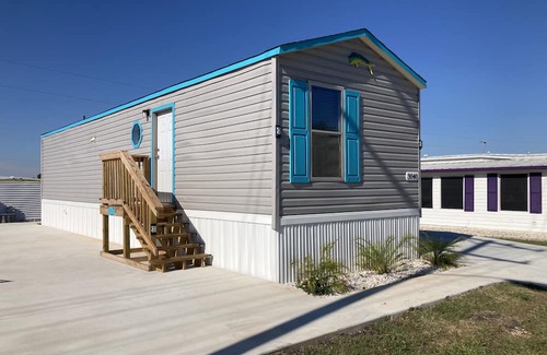 Sebring Cottage | Cozy Cottage Brand New Sebring 2 Bed/1 Bath Special -1195 Monthly