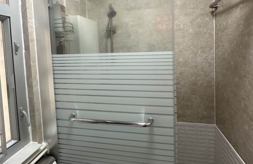 Tsim Sha Tsui Apartment | Bright & Spacious Entire 2 bedrooms Unit in TST Walk to K11 and Victoria Harbour