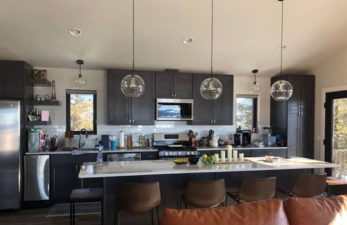 Fairplay House | Buffalo Peak View Haus (3 bedroom)