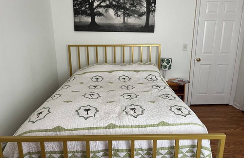 Dumont Apartment | Cozy 1 bedroom apartment in Bergen County. Just 20 mins from NYC.