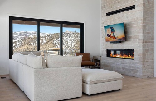 Cordillera House | Modern Mountain Retreat in Cordillera, private hot tub, fire pit, BBQ Grill