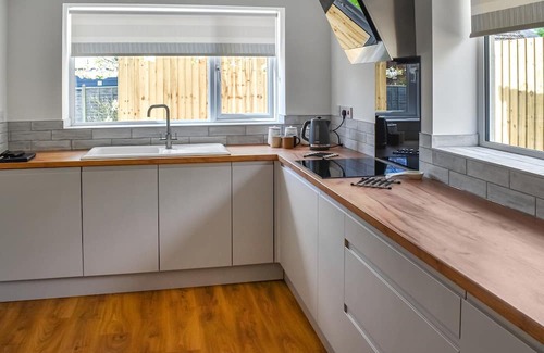Sutton Cottage | 3 bedroom accommodation in Sutton