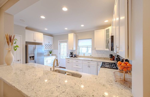 Kingman Park House | D St Digs a Spacious Row Home on Capitol Hill