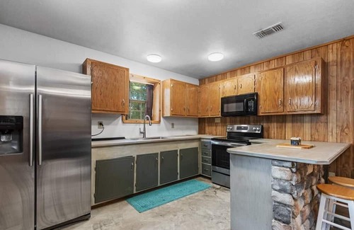 Broaddus House | Sam Rayburn Lakevu Barndo