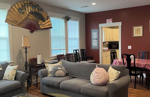 North Chattanooga Villa | Getaway Bungalow house in North Shore