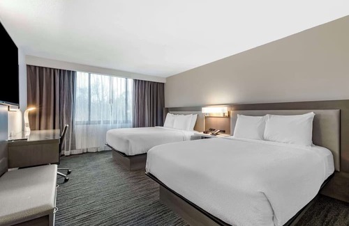 Rockville House | Pet-Friendly Stay with Free Parking, Close to Washington DC