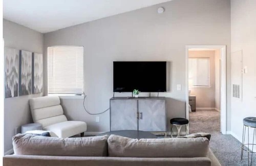 Deerfield Beach Apartment | Serene Retreat to Tivoli