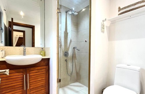 Pereybere Villa | Iconic secluded Villa