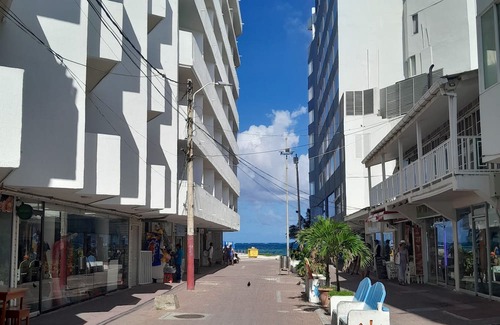 Punta Hansa Apartment | Apartamento a 8 Metros del mar Estamos en la Zona mas Exclusiva de la Isla🏝